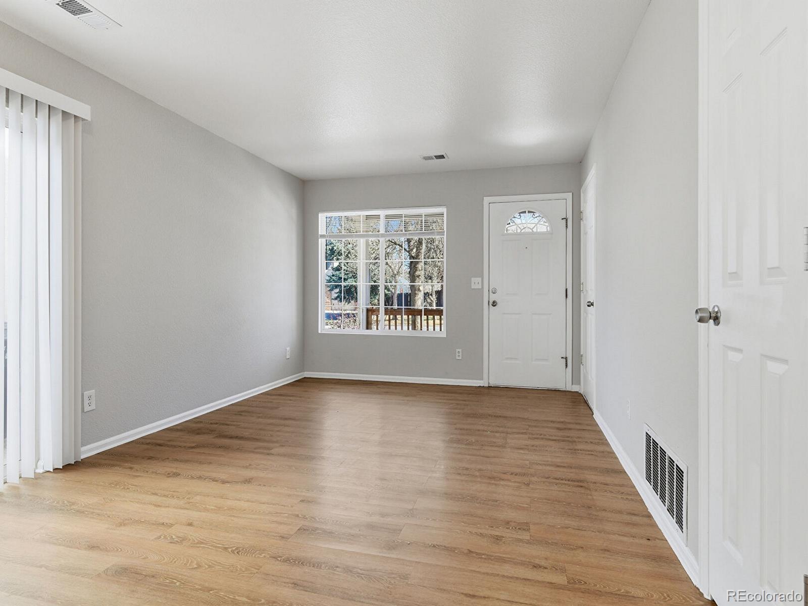 Real Estate Photo