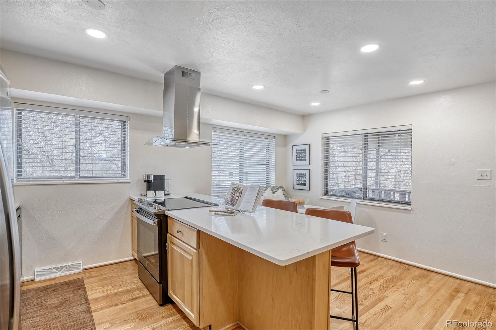 Real Estate Photo
