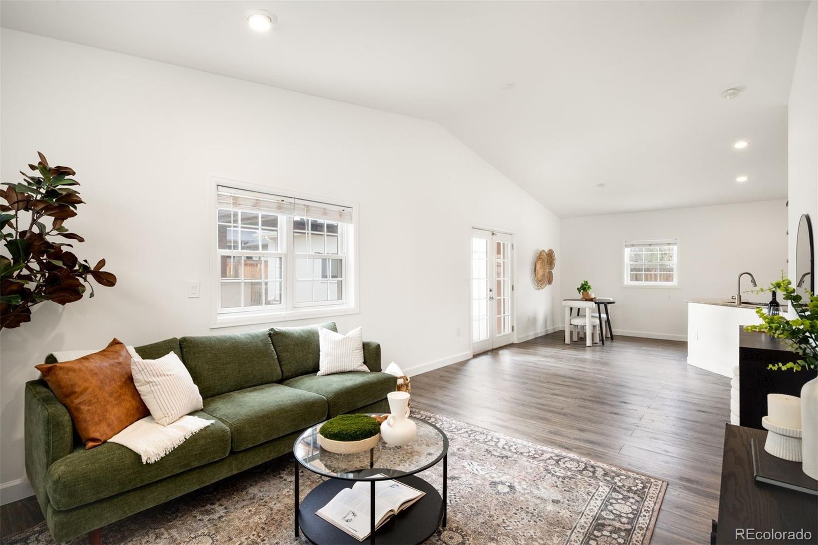 Real Estate Photo