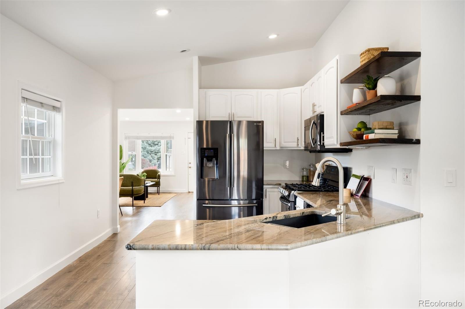 Real Estate Photo