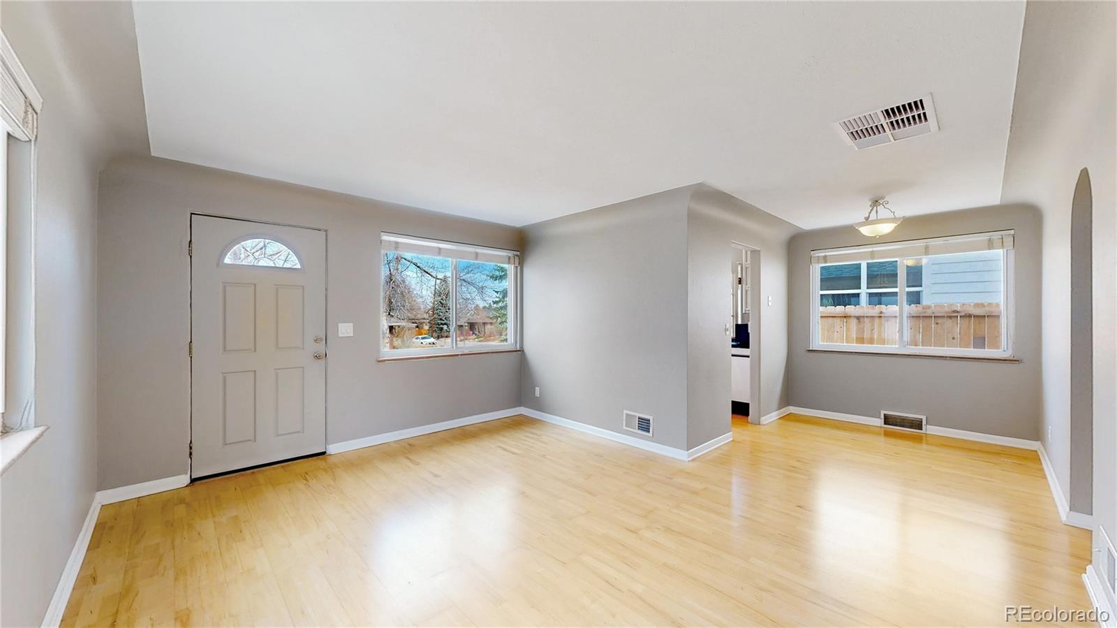 Real Estate Photo