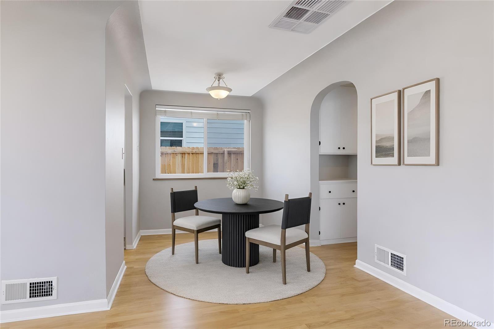 Real Estate Photo