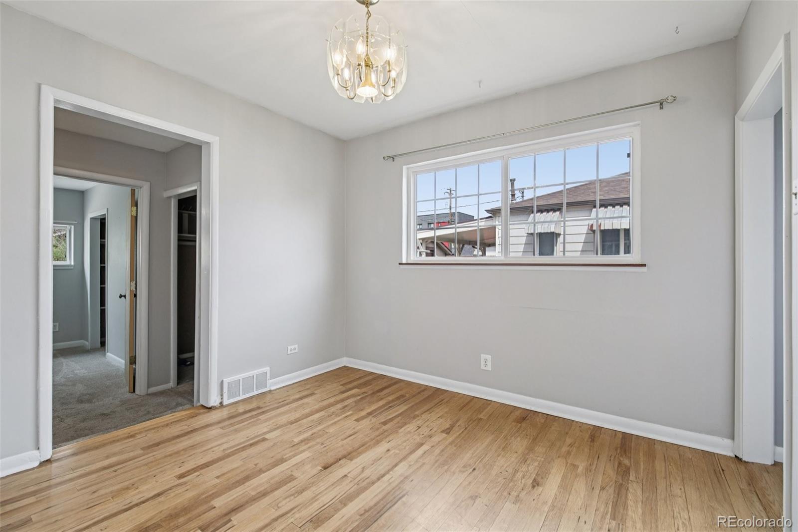 Real Estate Photo