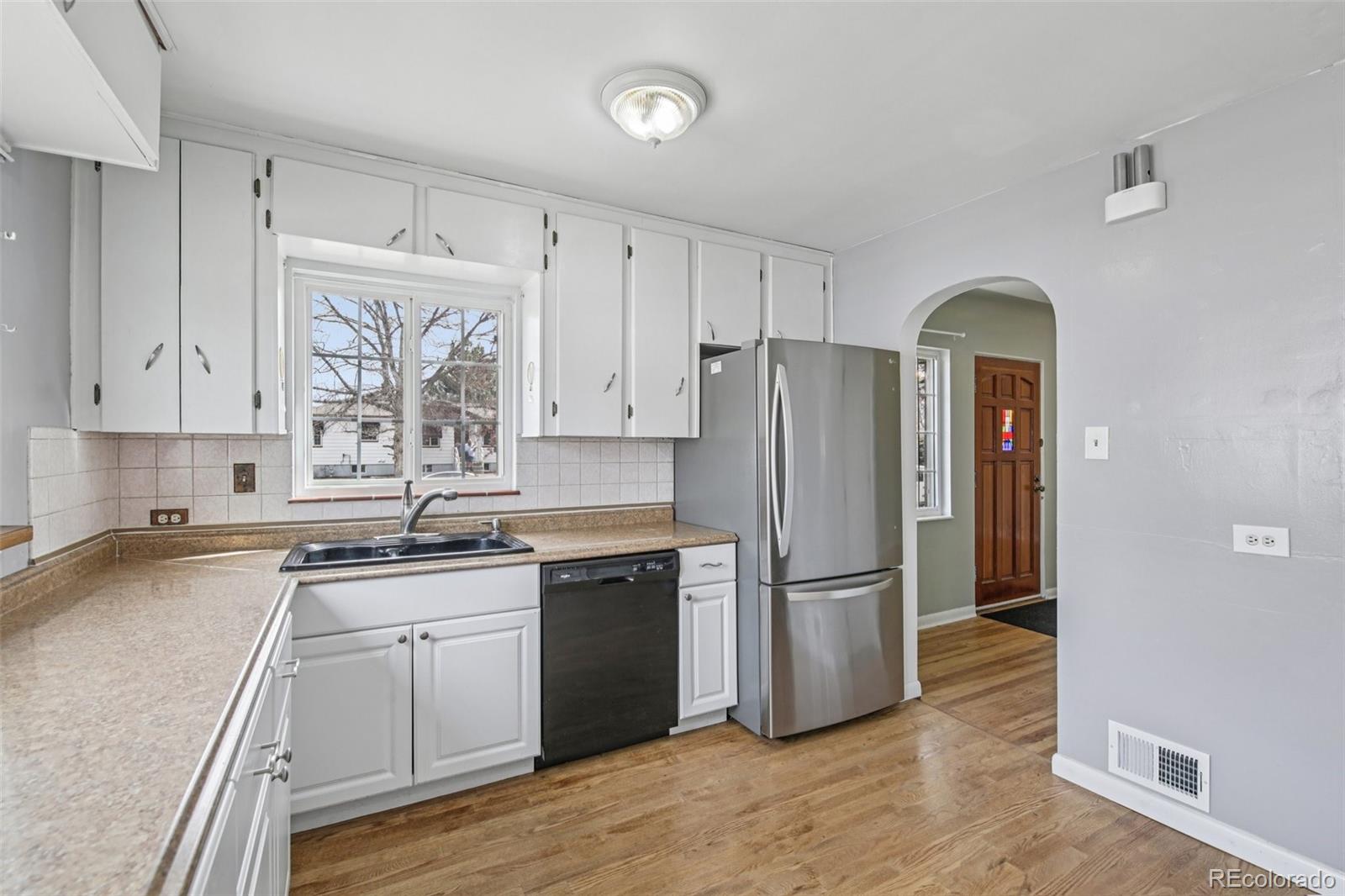 Real Estate Photo