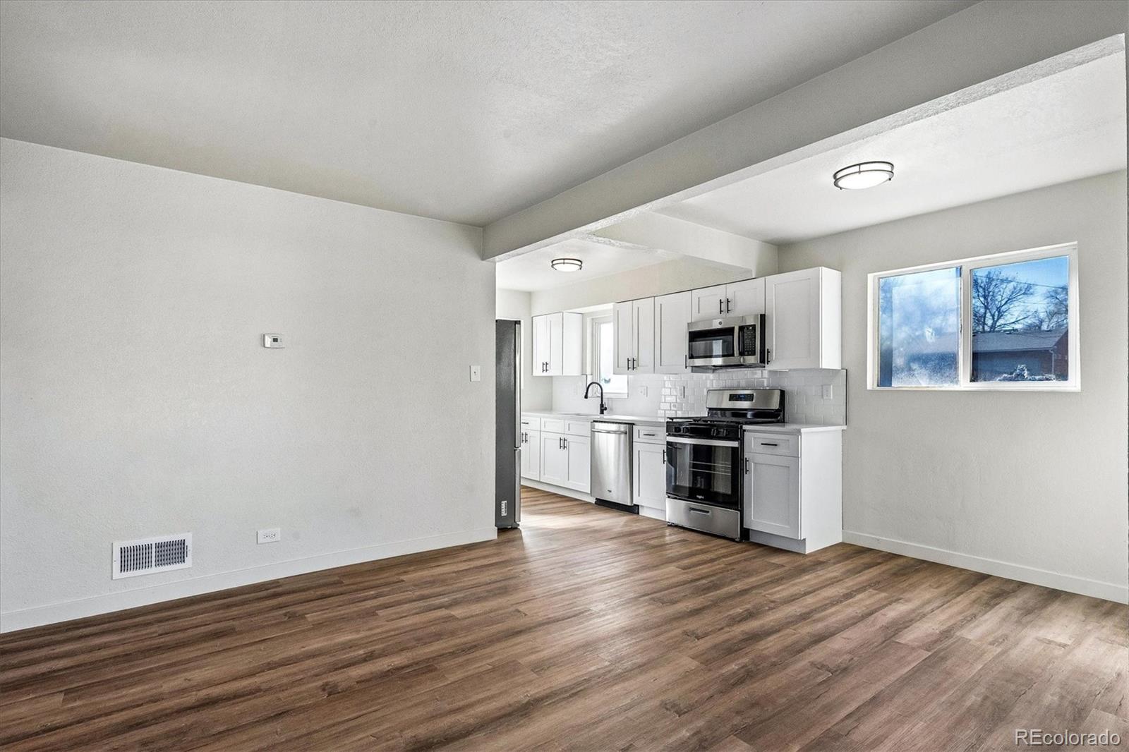 Real Estate Photo