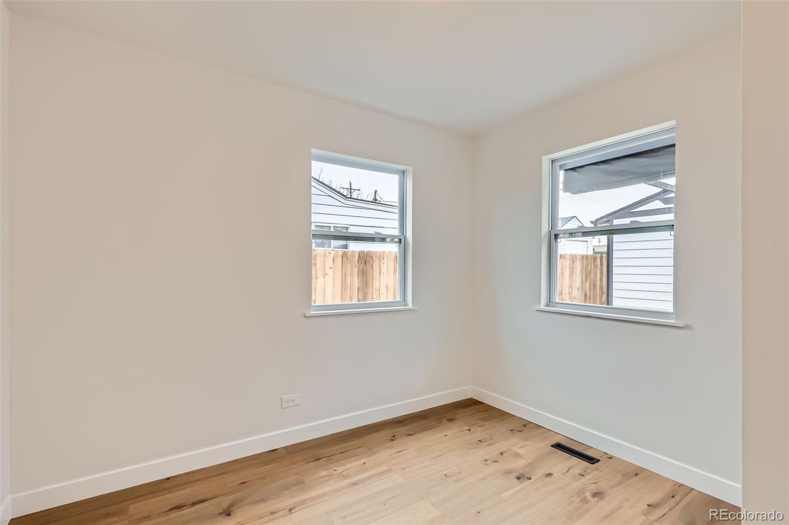 Real Estate Photo