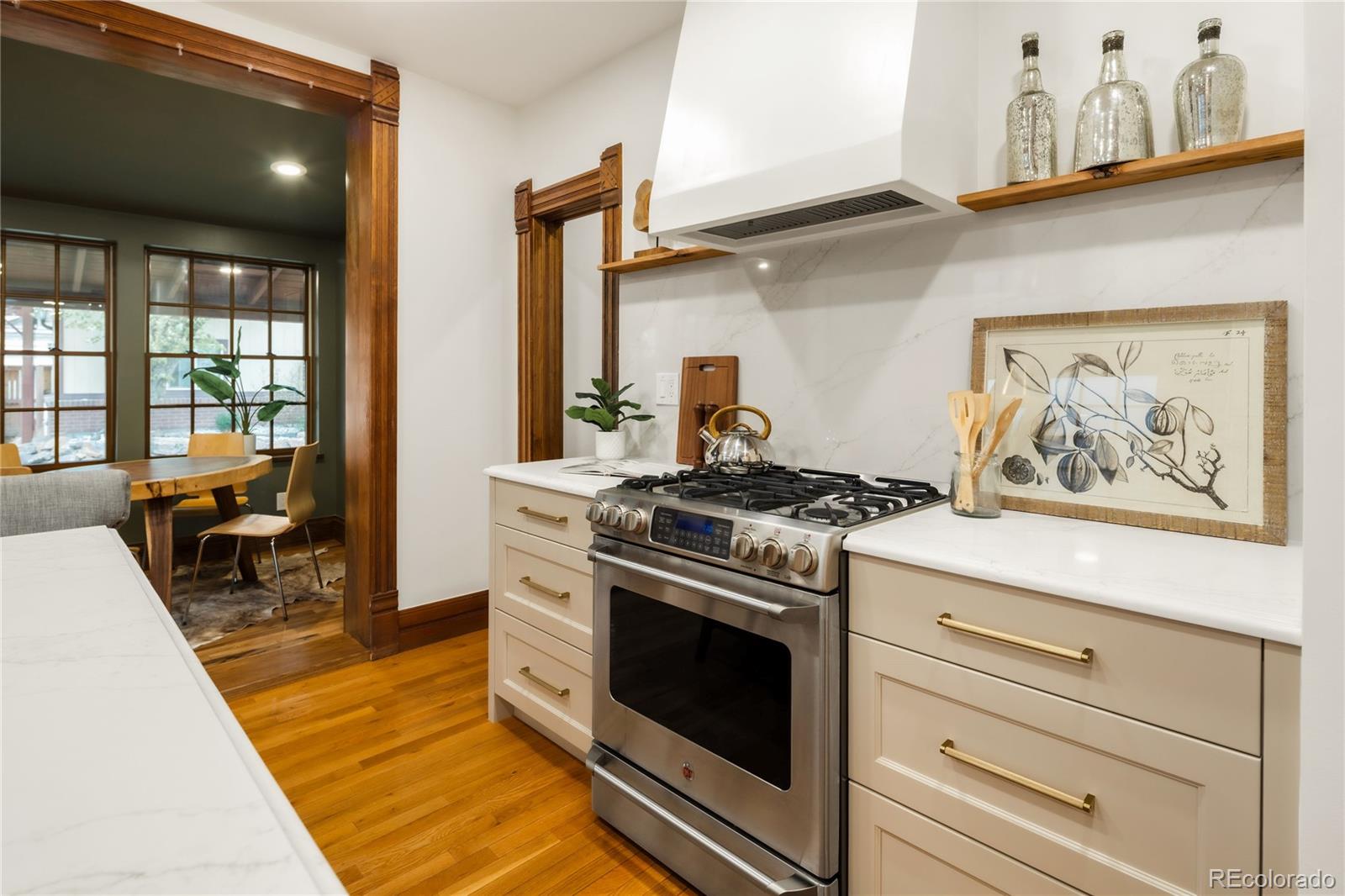 Real Estate Photo