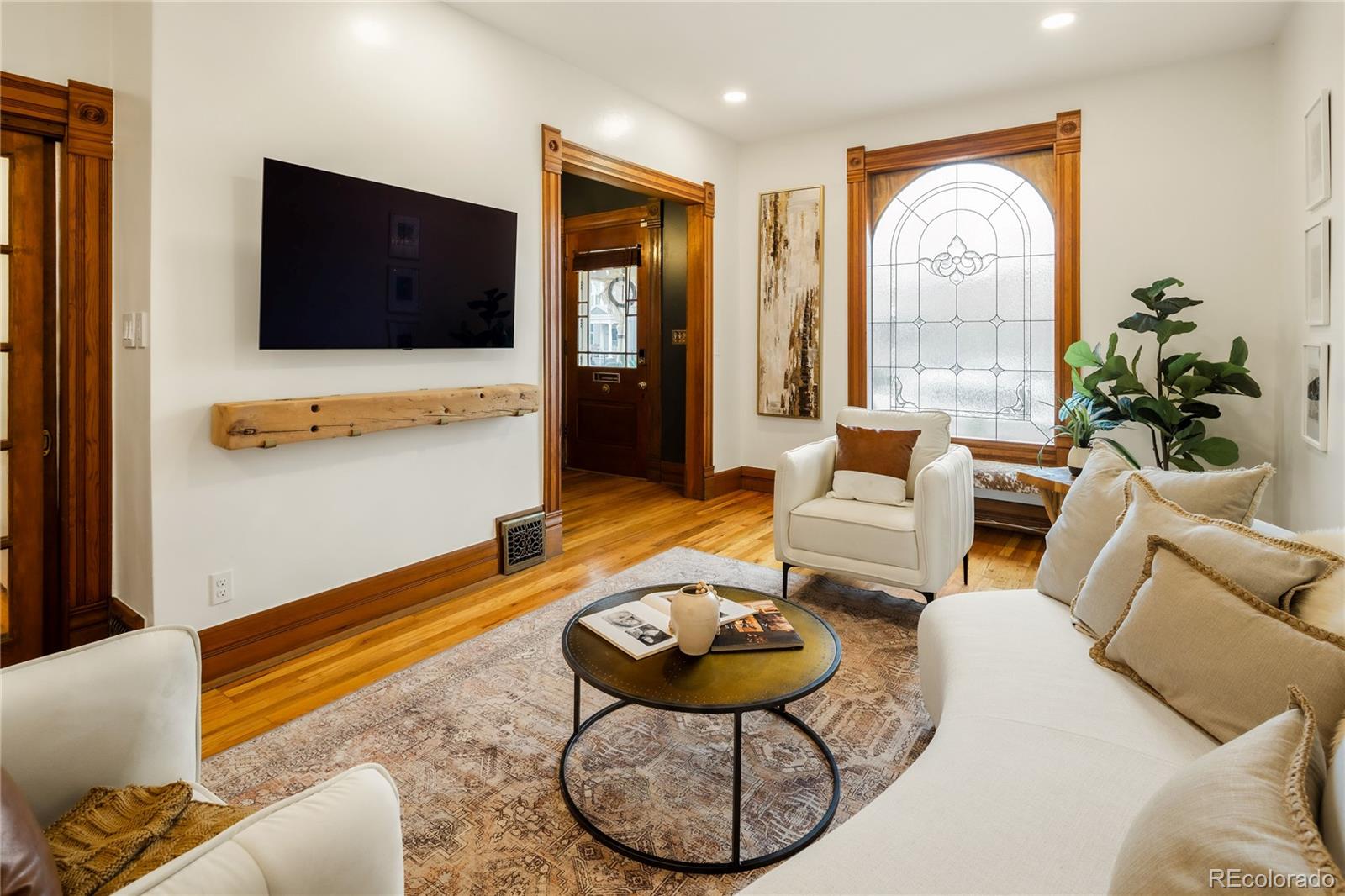 Real Estate Photo