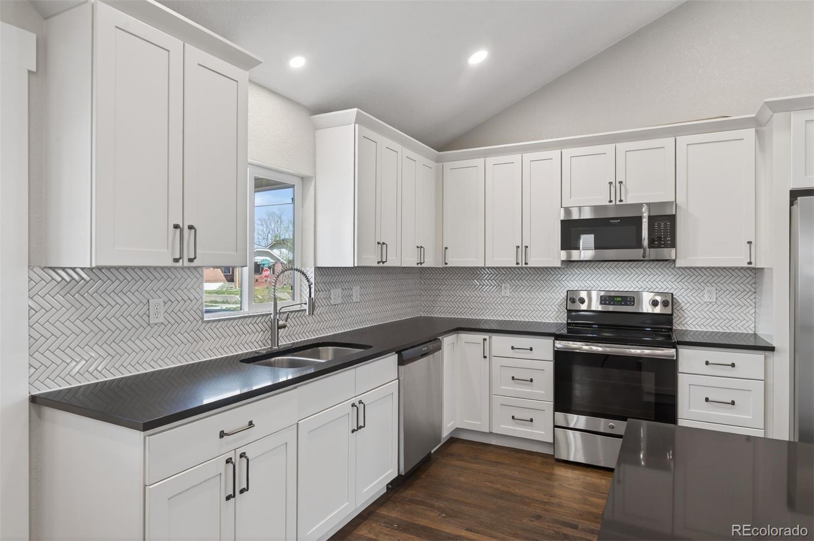 Real Estate Photo