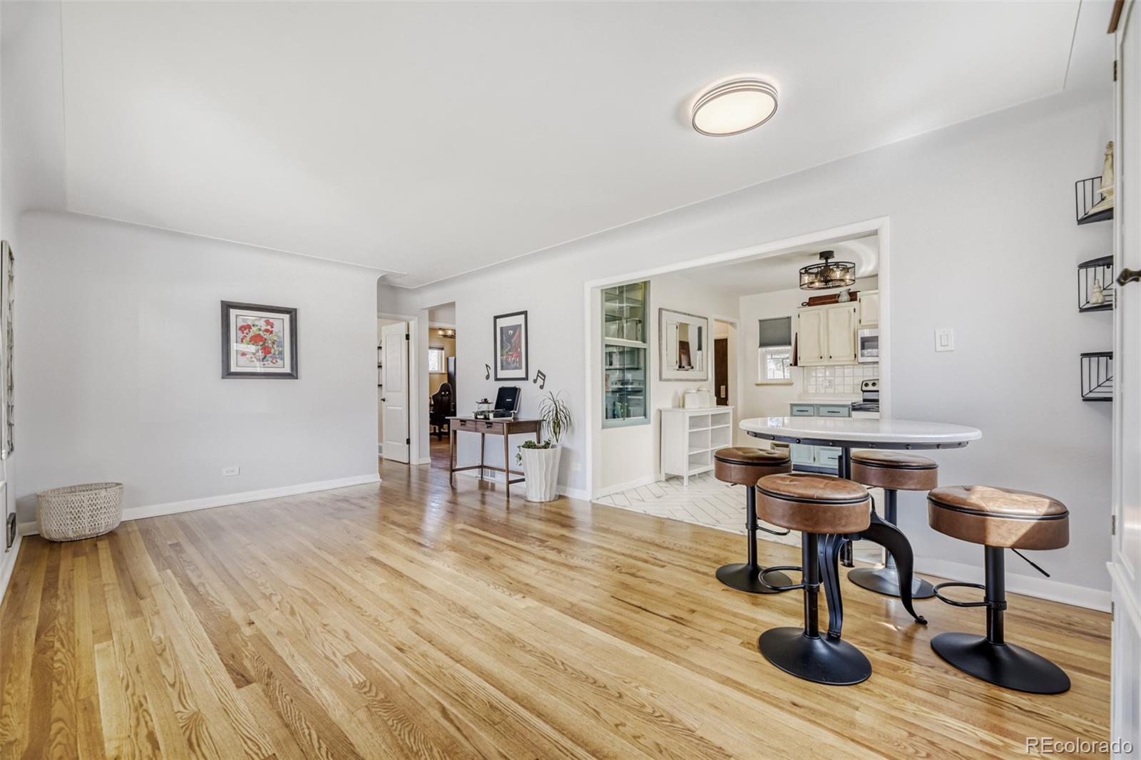 Real Estate Photo
