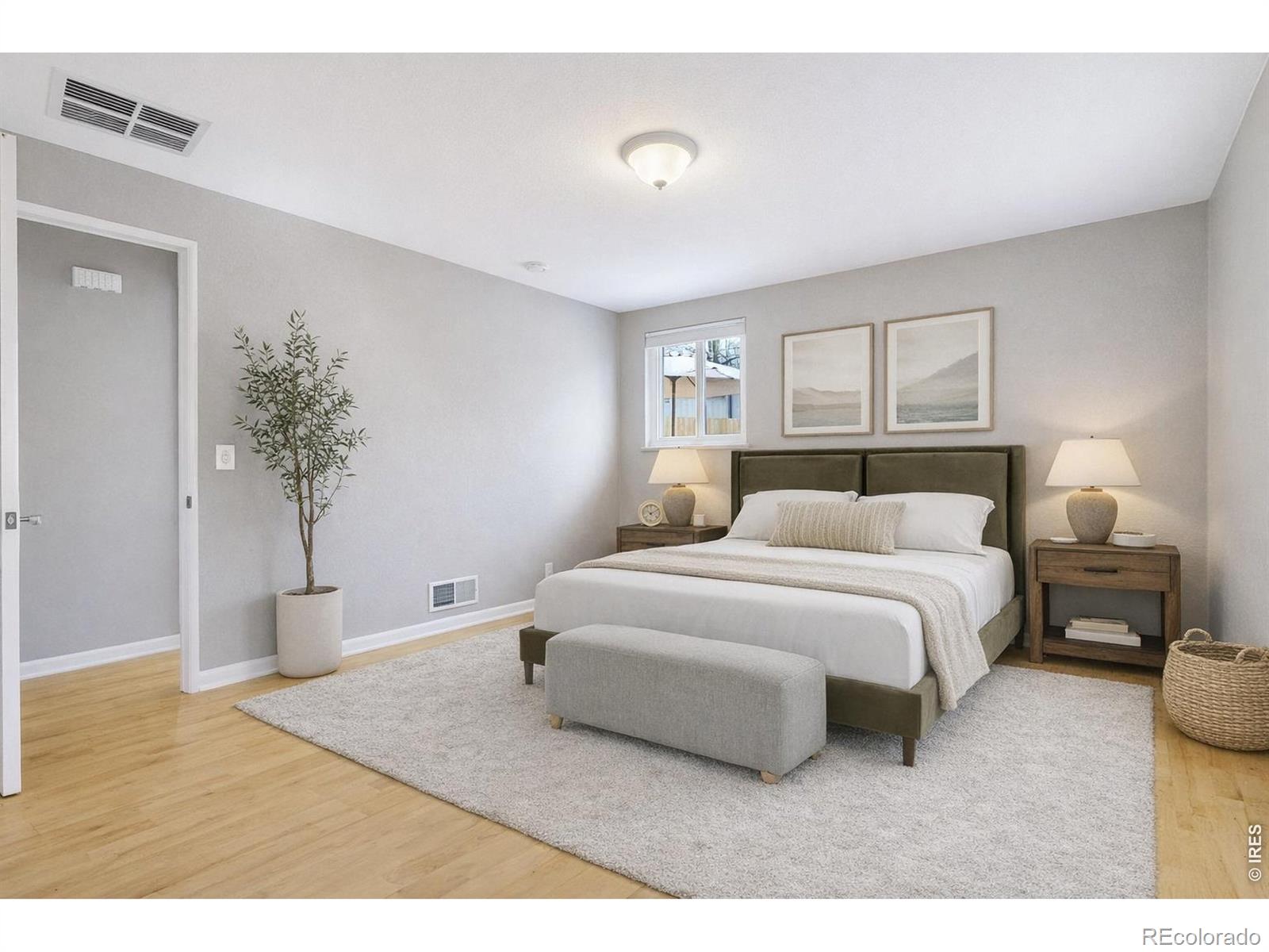 Real Estate Photo