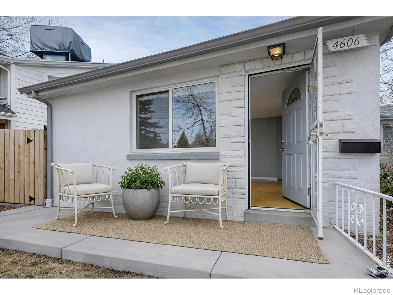 Real Estate Photo