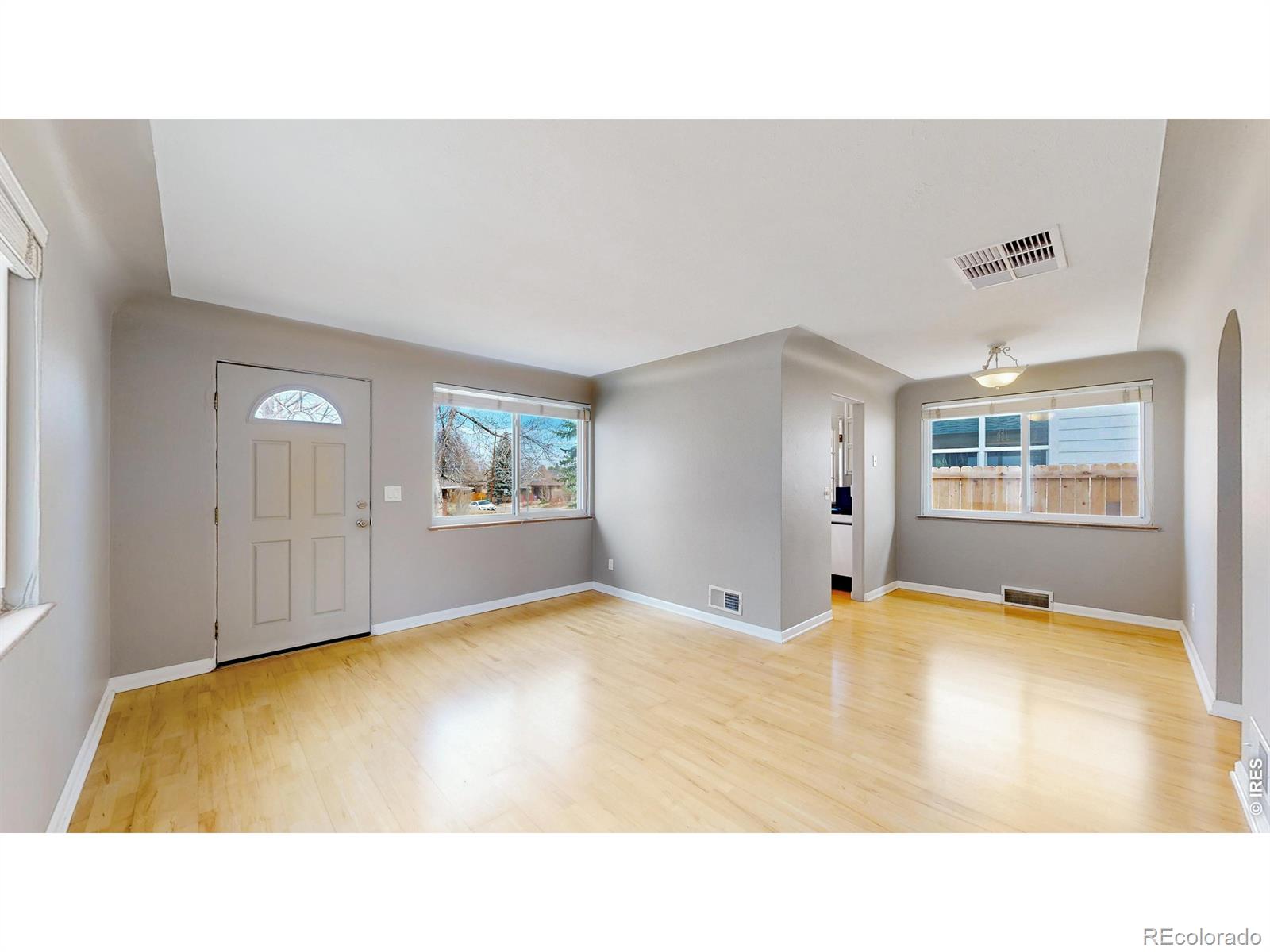 Real Estate Photo