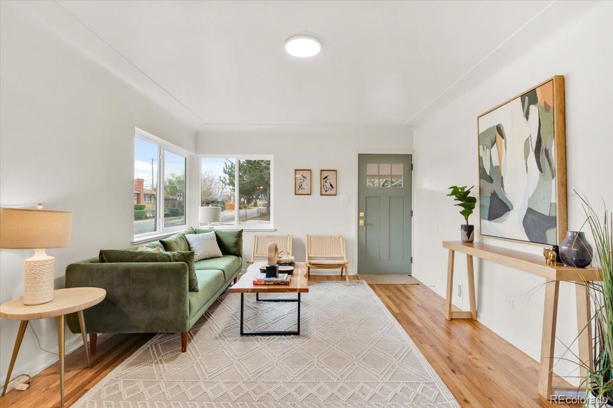 Real Estate Photo