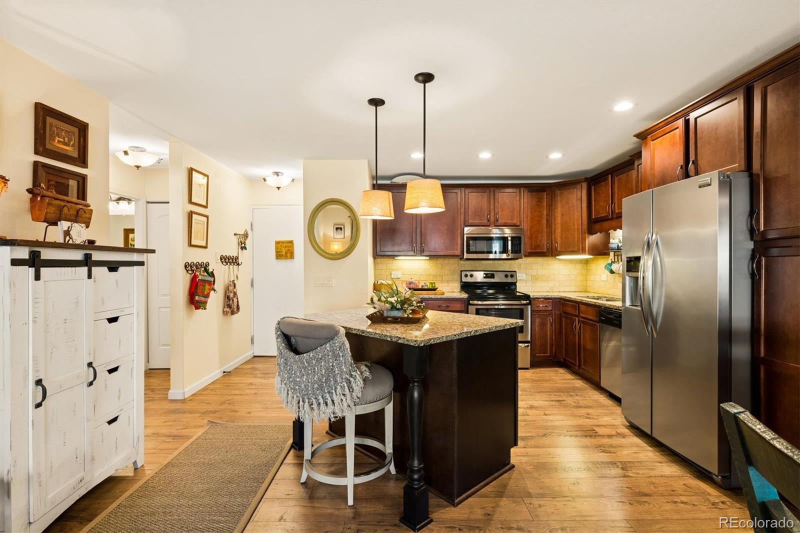 Real Estate Photo