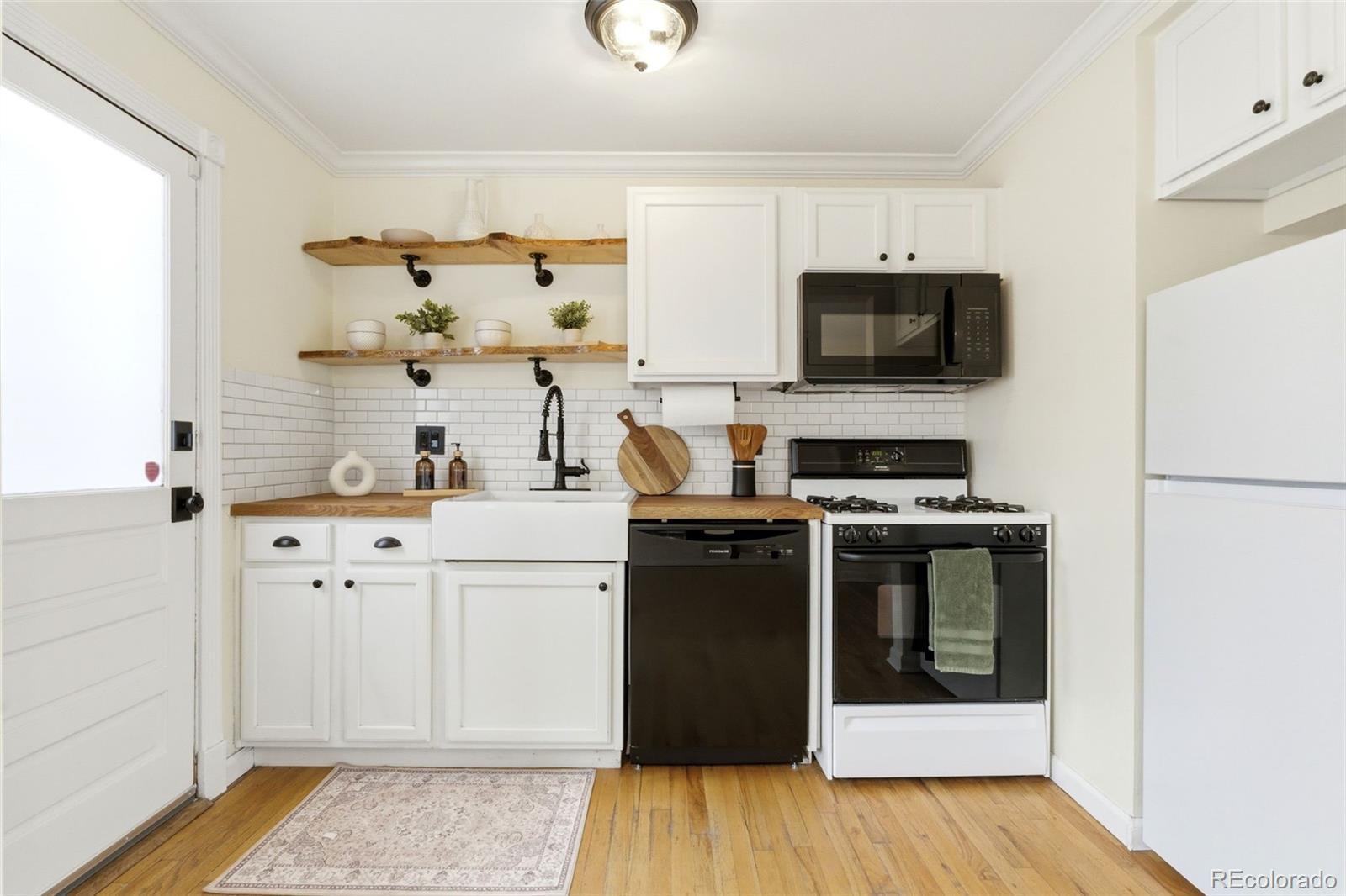Real Estate Photo