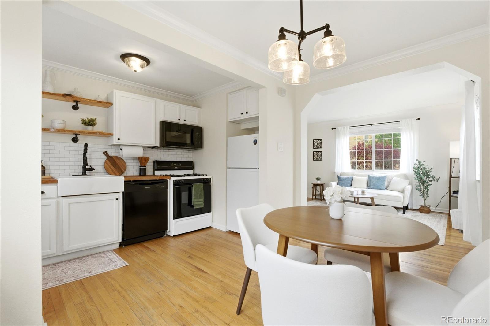 Real Estate Photo