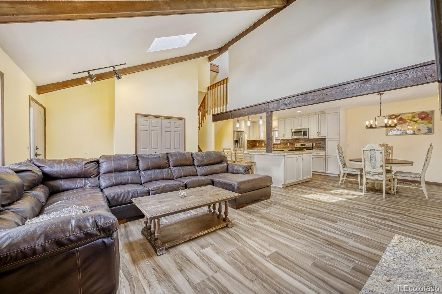 Real Estate Photo
