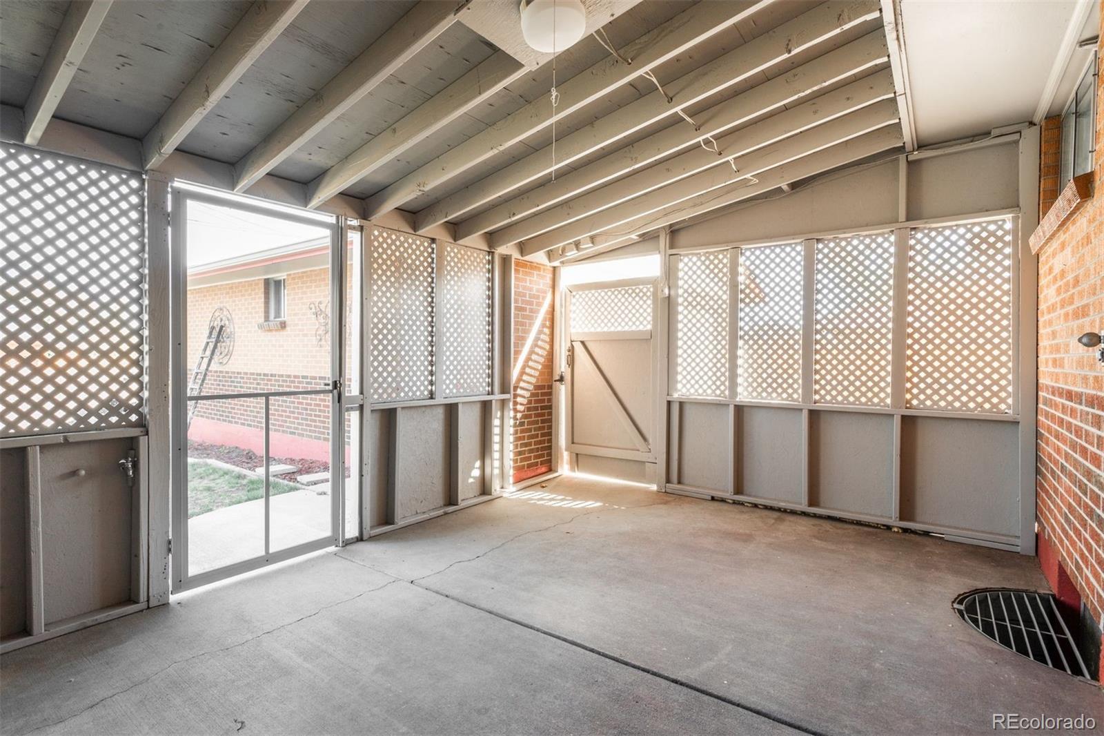 Real Estate Photo