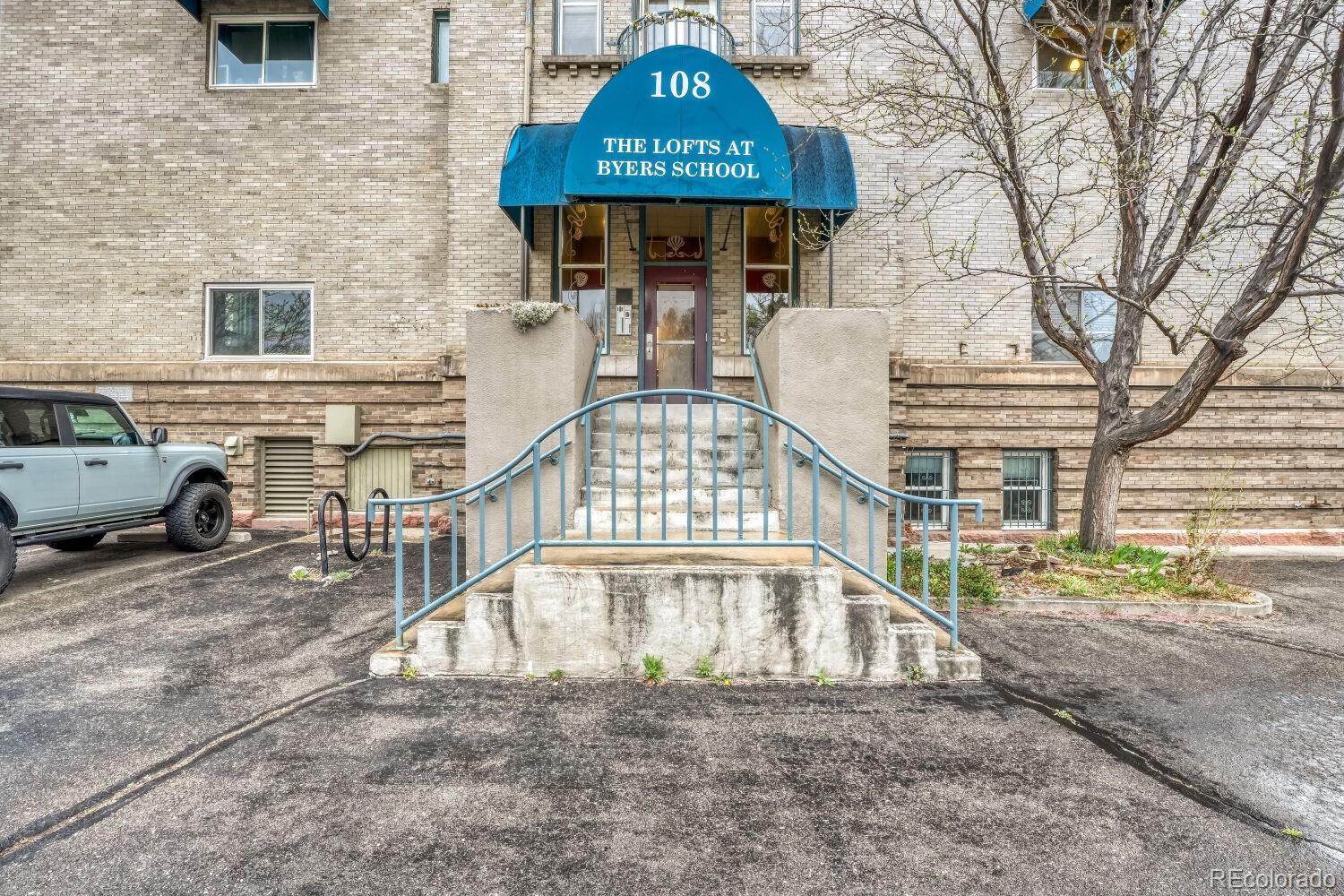 Real Estate Photo