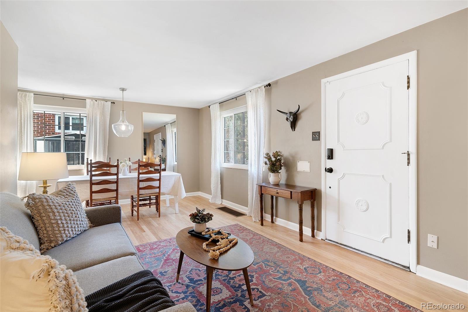 Real Estate Photo