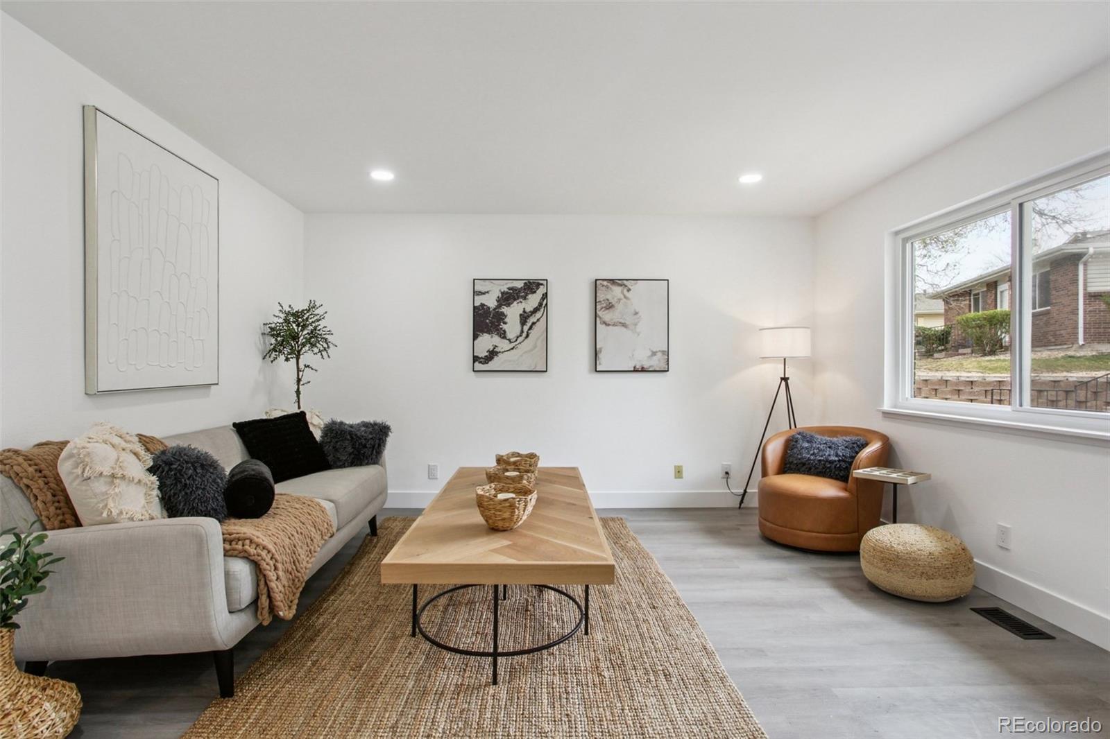 Real Estate Photo