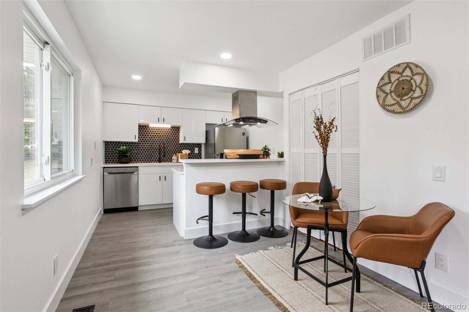 Real Estate Photo