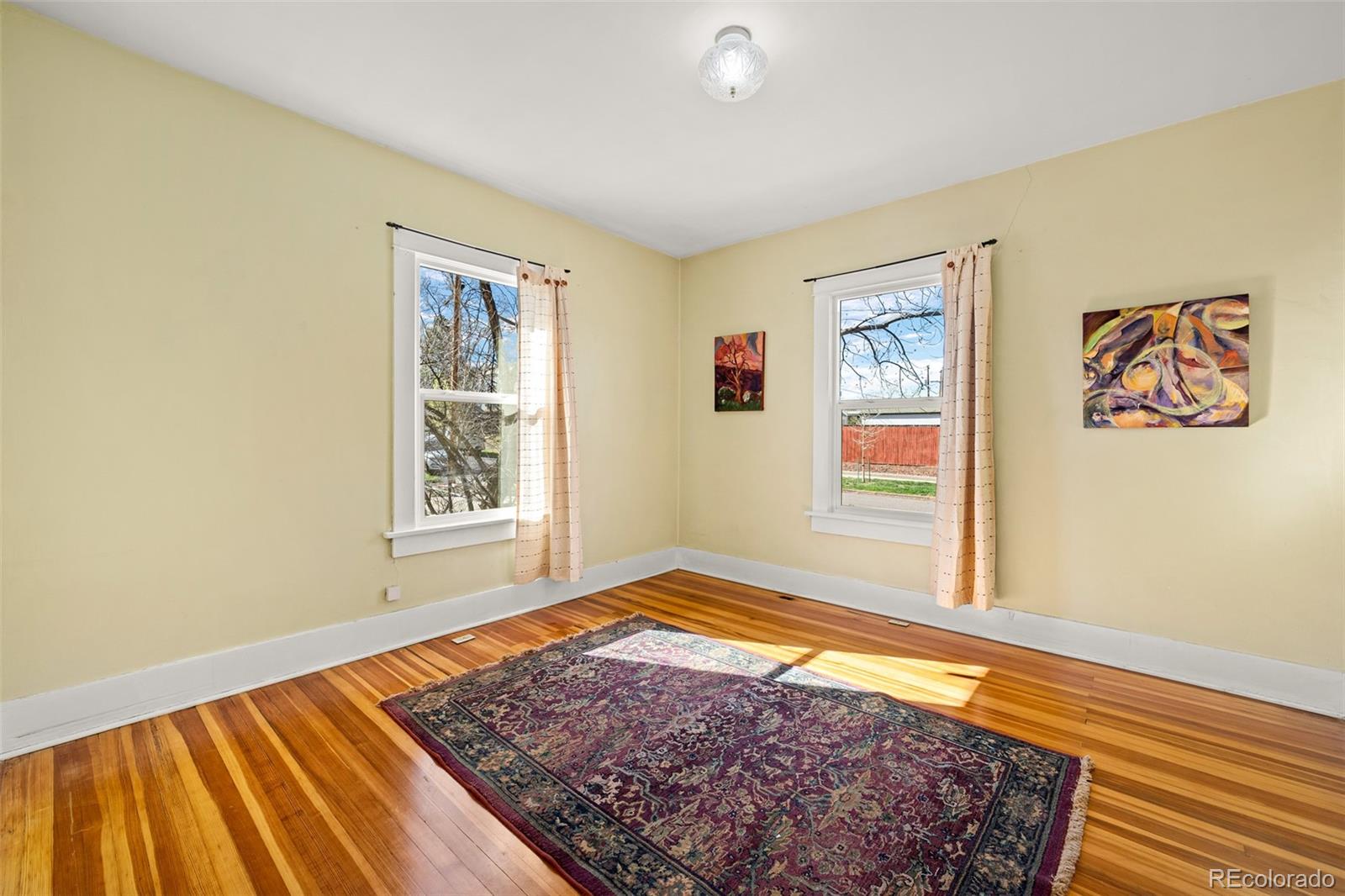 Real Estate Photo