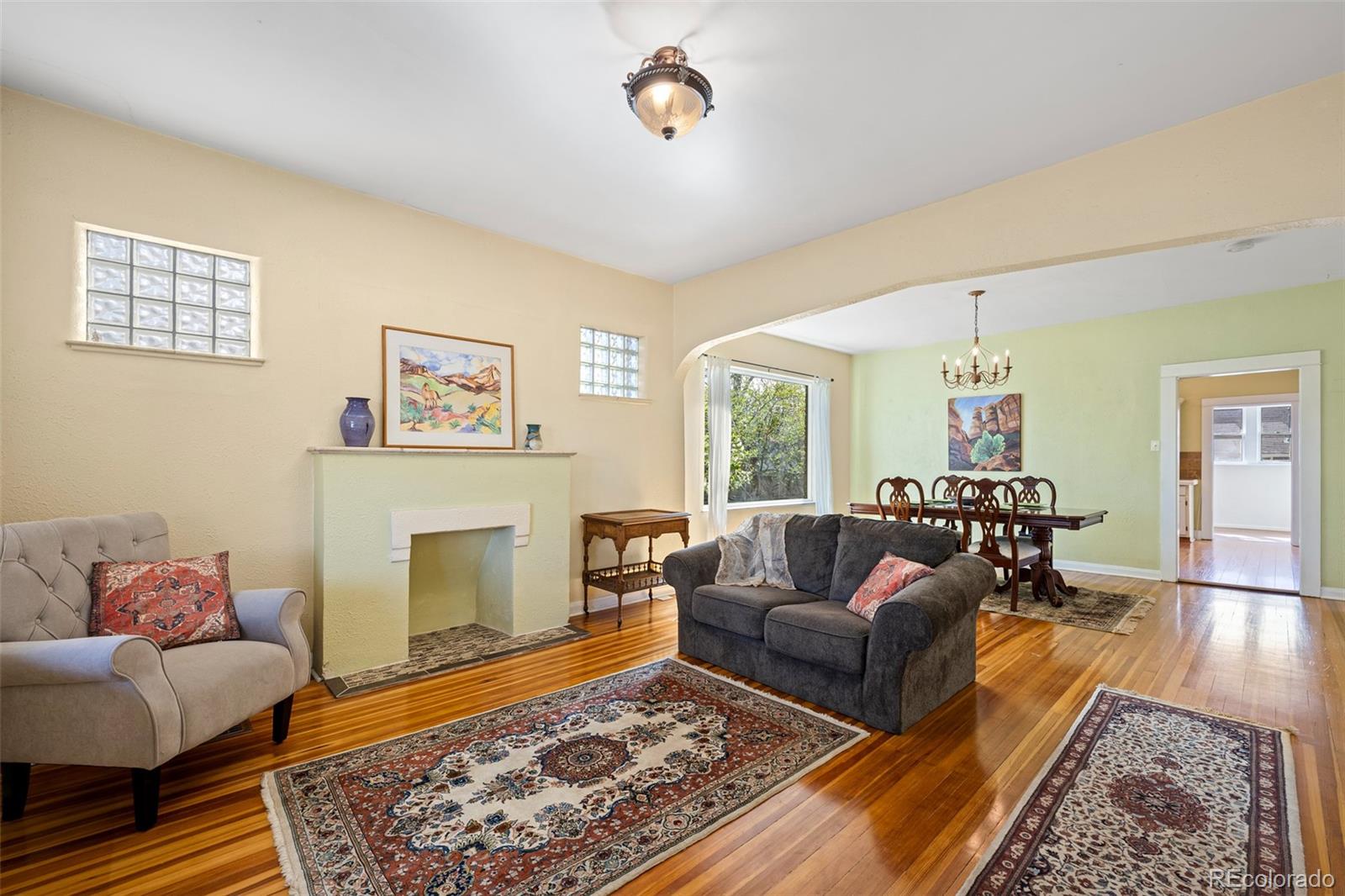 Real Estate Photo