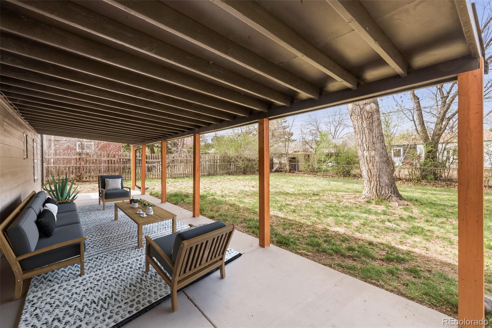 Real Estate Photo