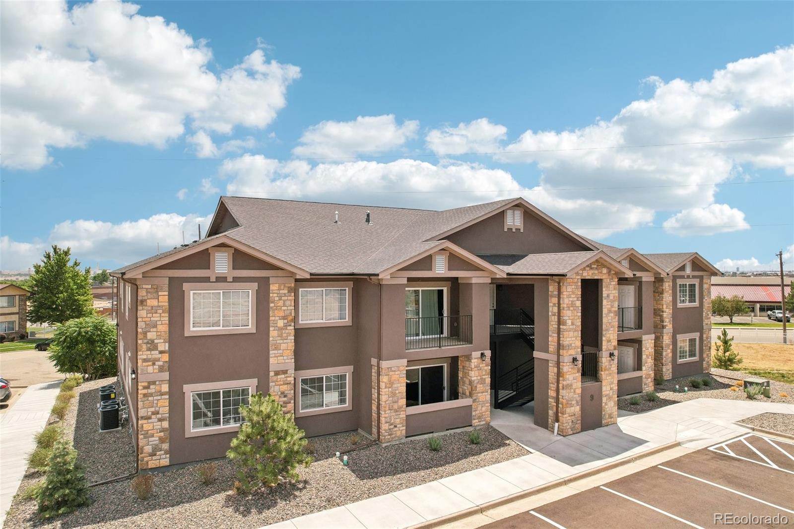 Real Estate Photo