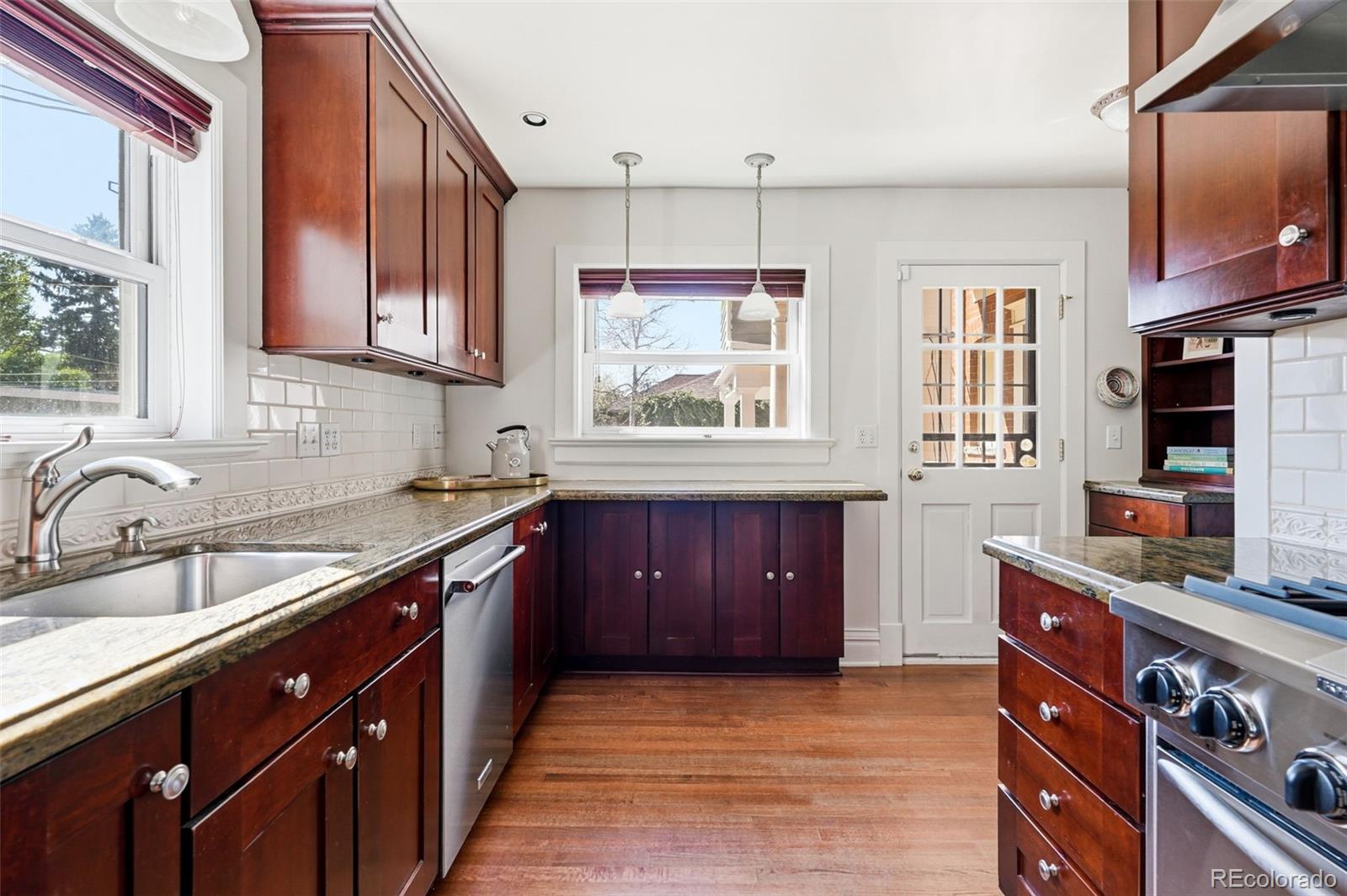 Real Estate Photo