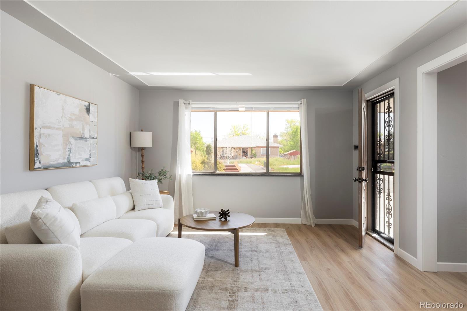 Real Estate Photo