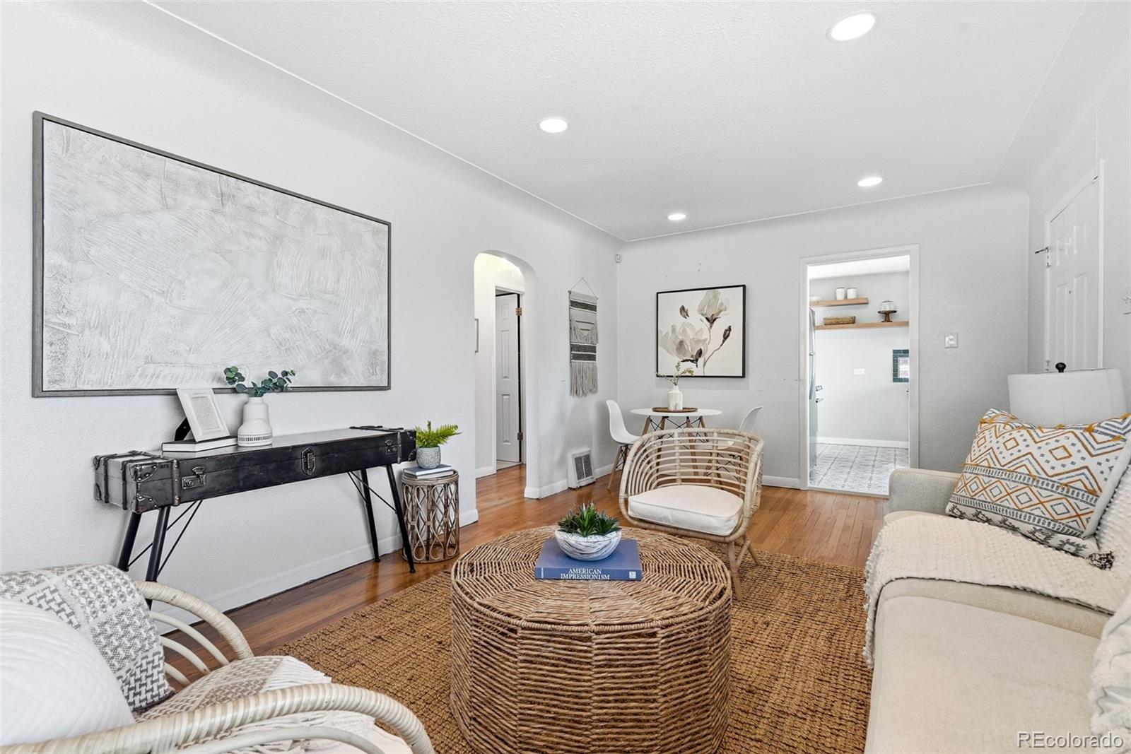 Real Estate Photo