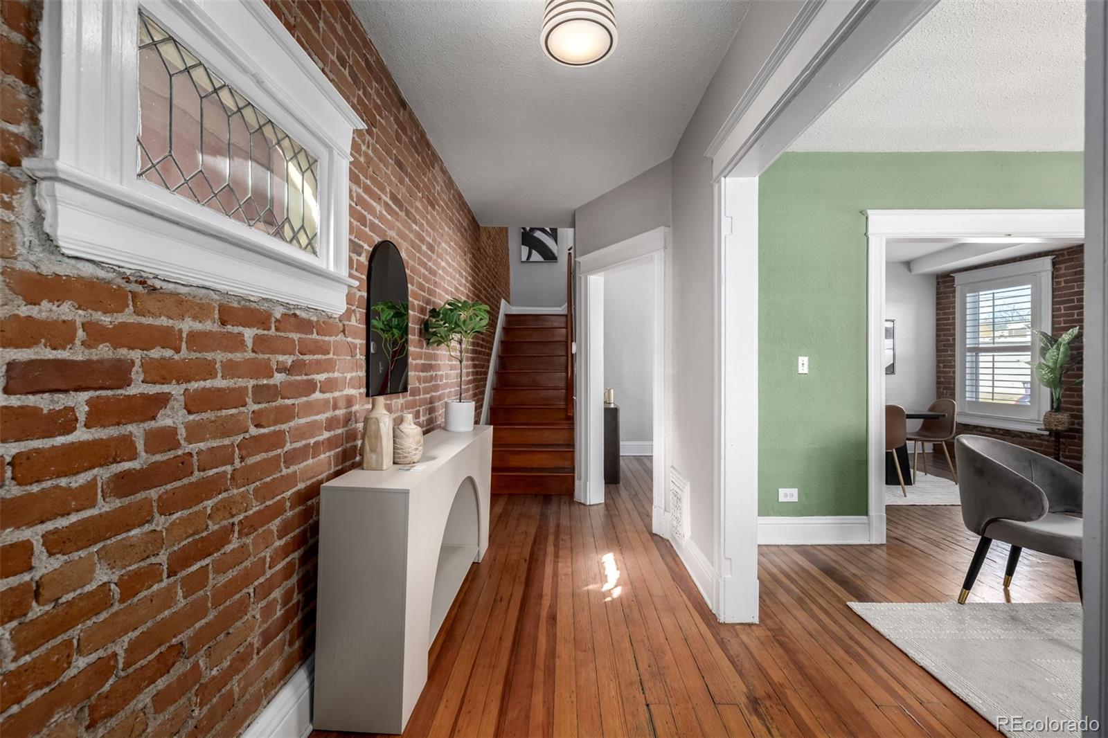 Real Estate Photo