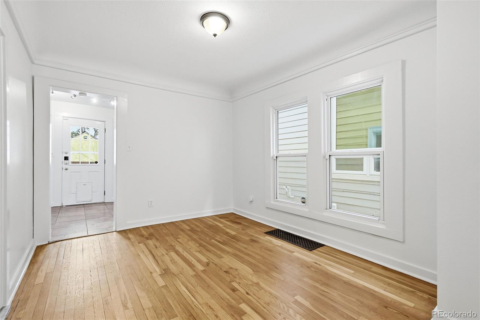 Real Estate Photo