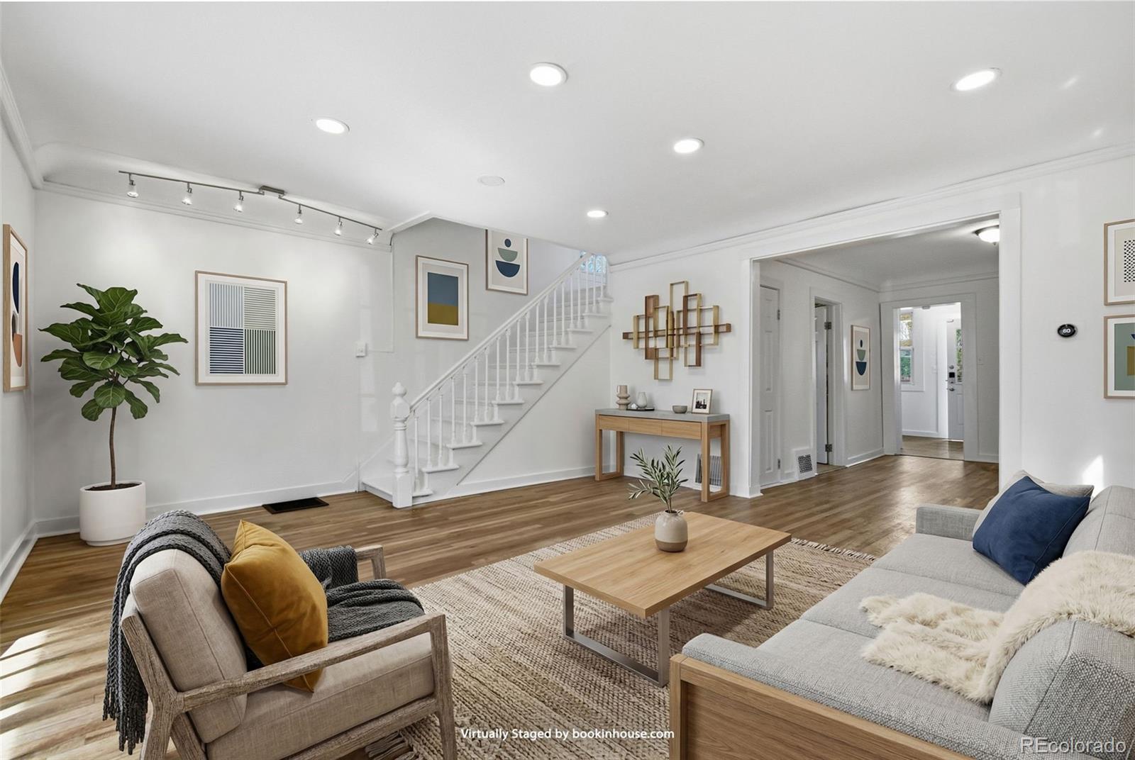 Real Estate Photo