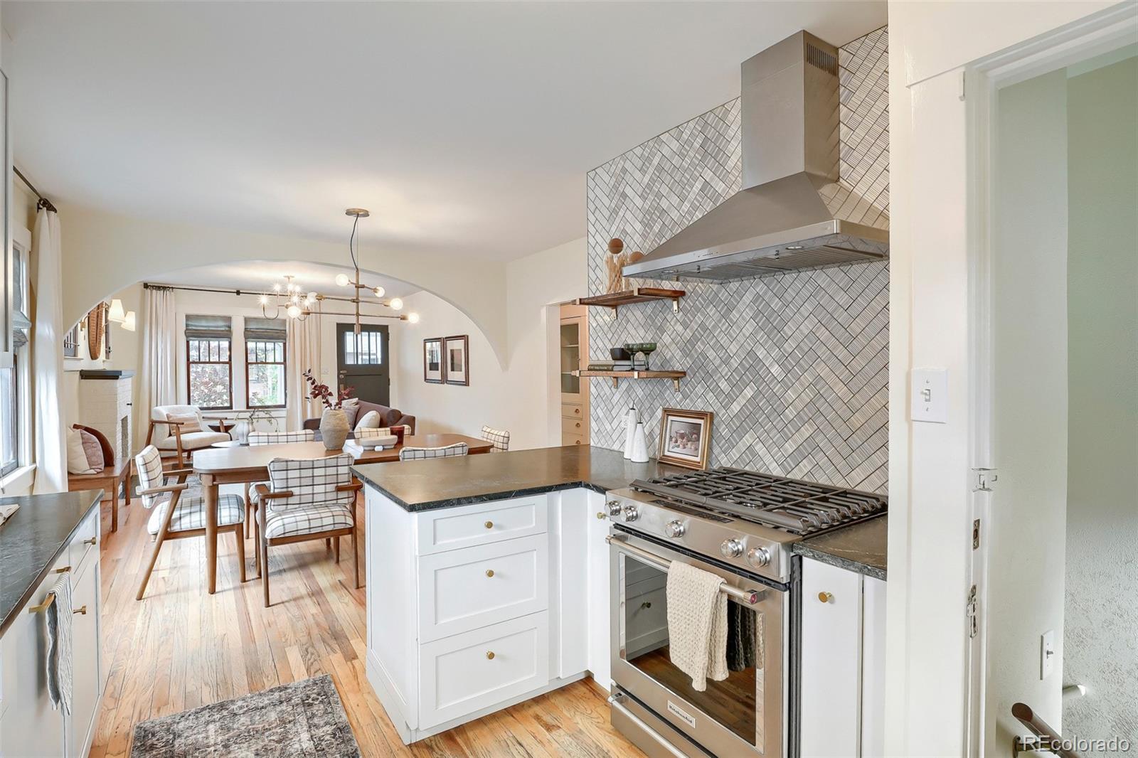 Real Estate Photo