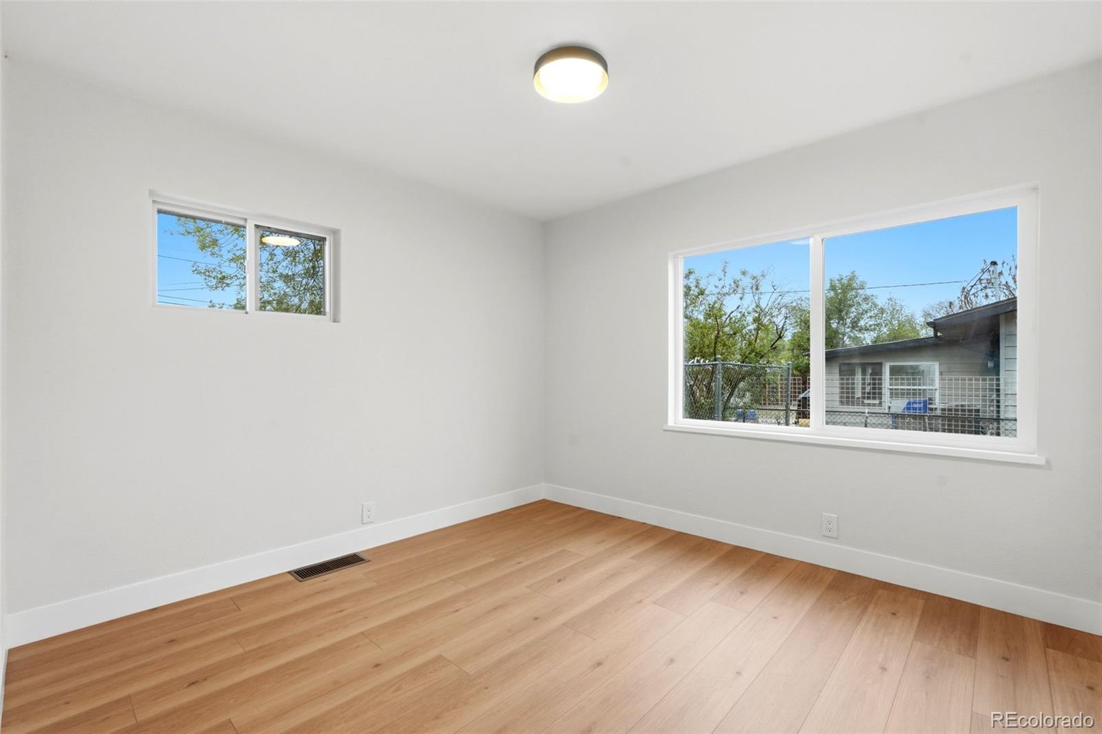 Real Estate Photo