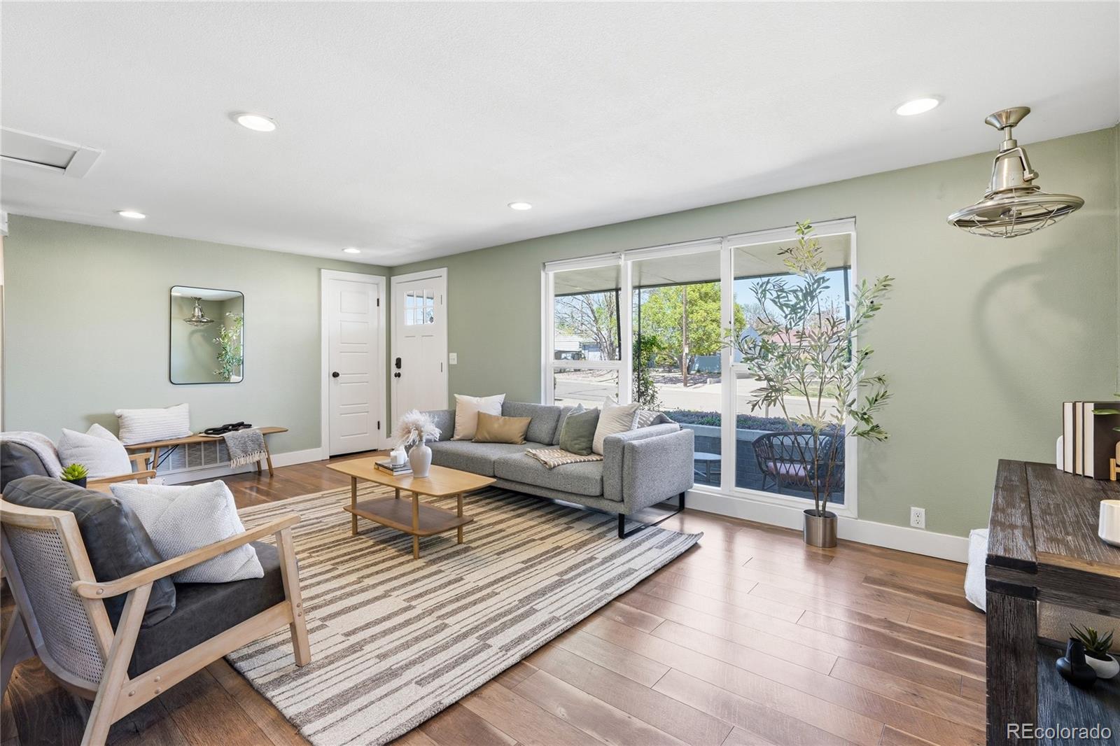 Real Estate Photo