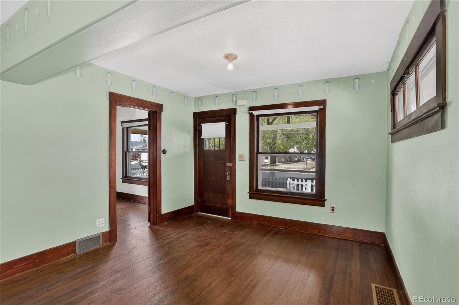 Real Estate Photo