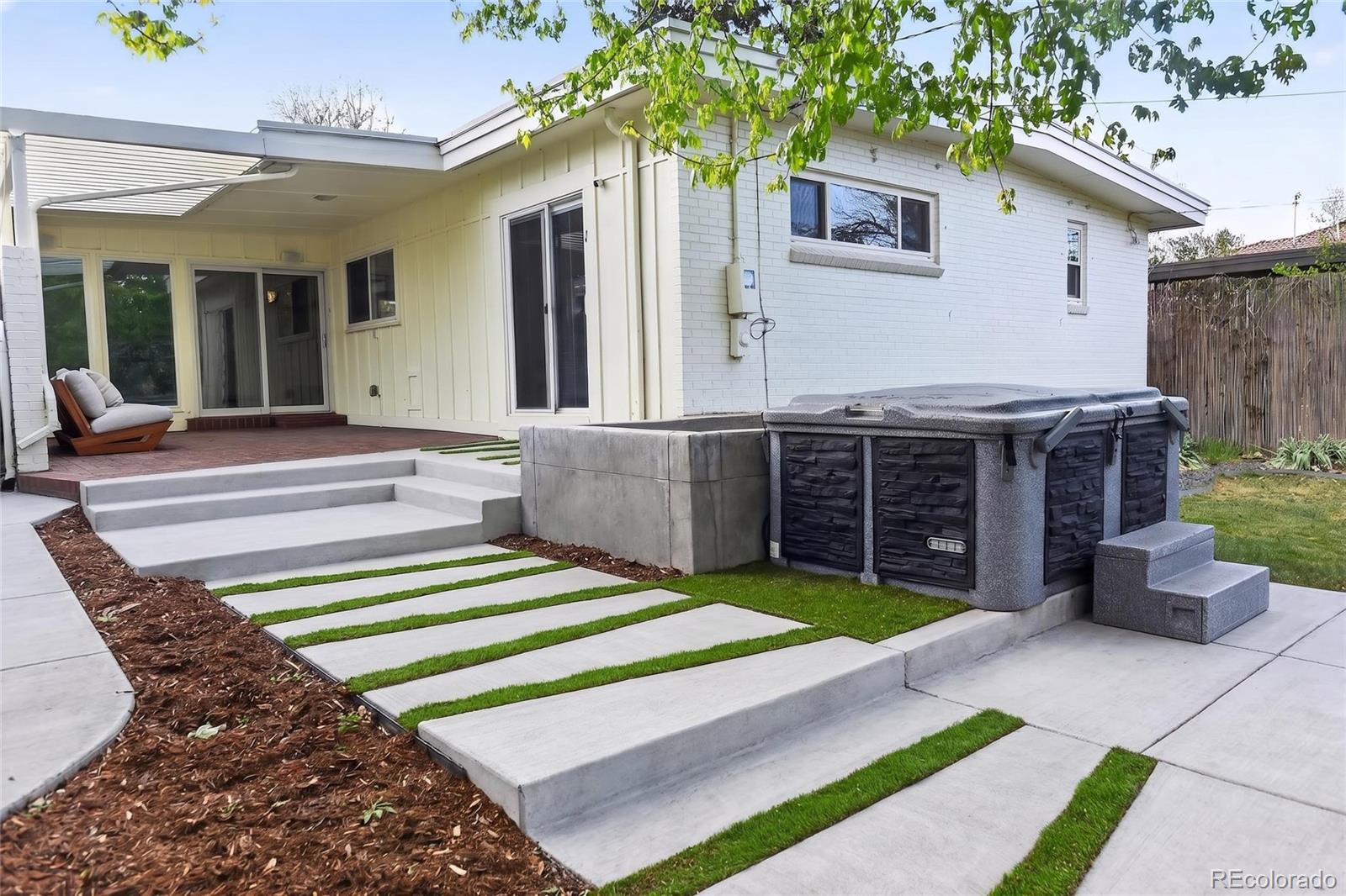 Real Estate Photo