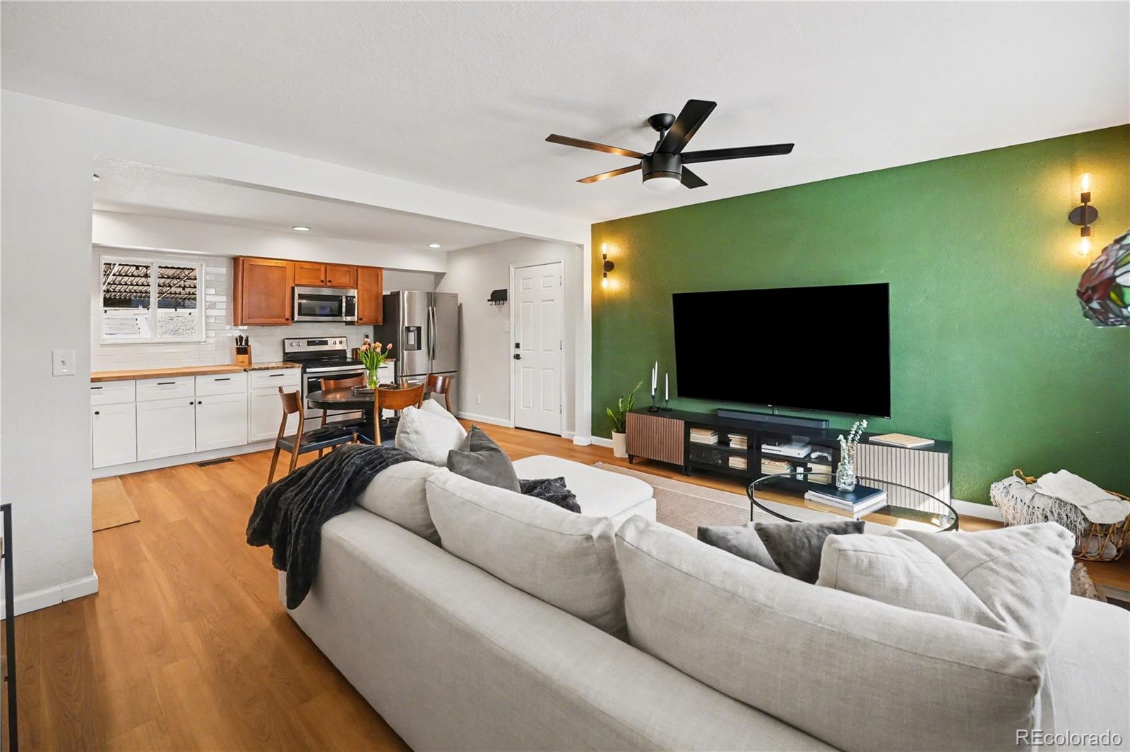 Real Estate Photo
