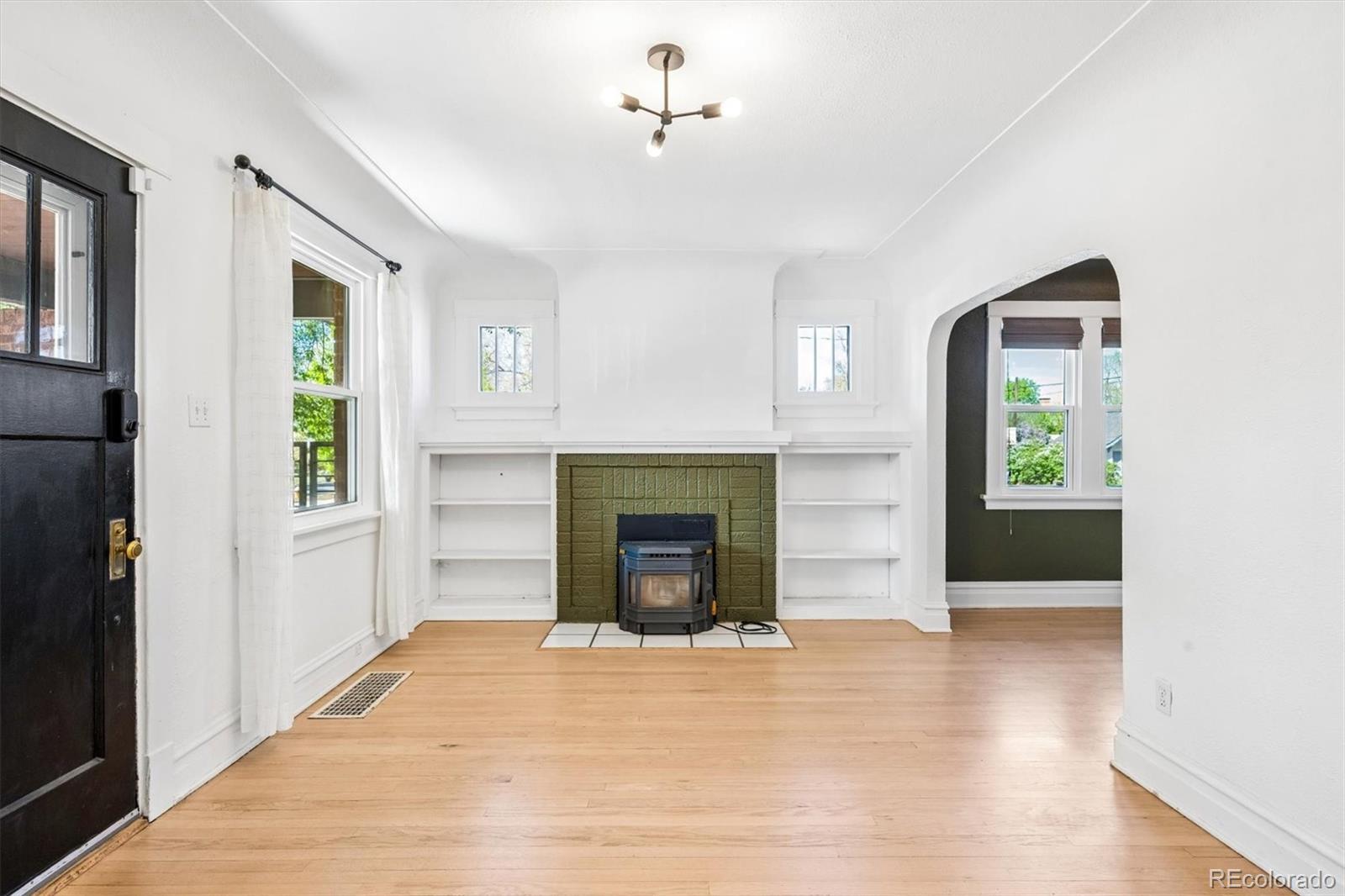 Real Estate Photo