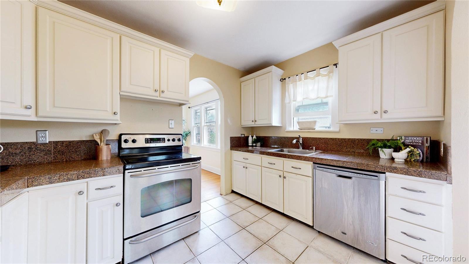 Real Estate Photo