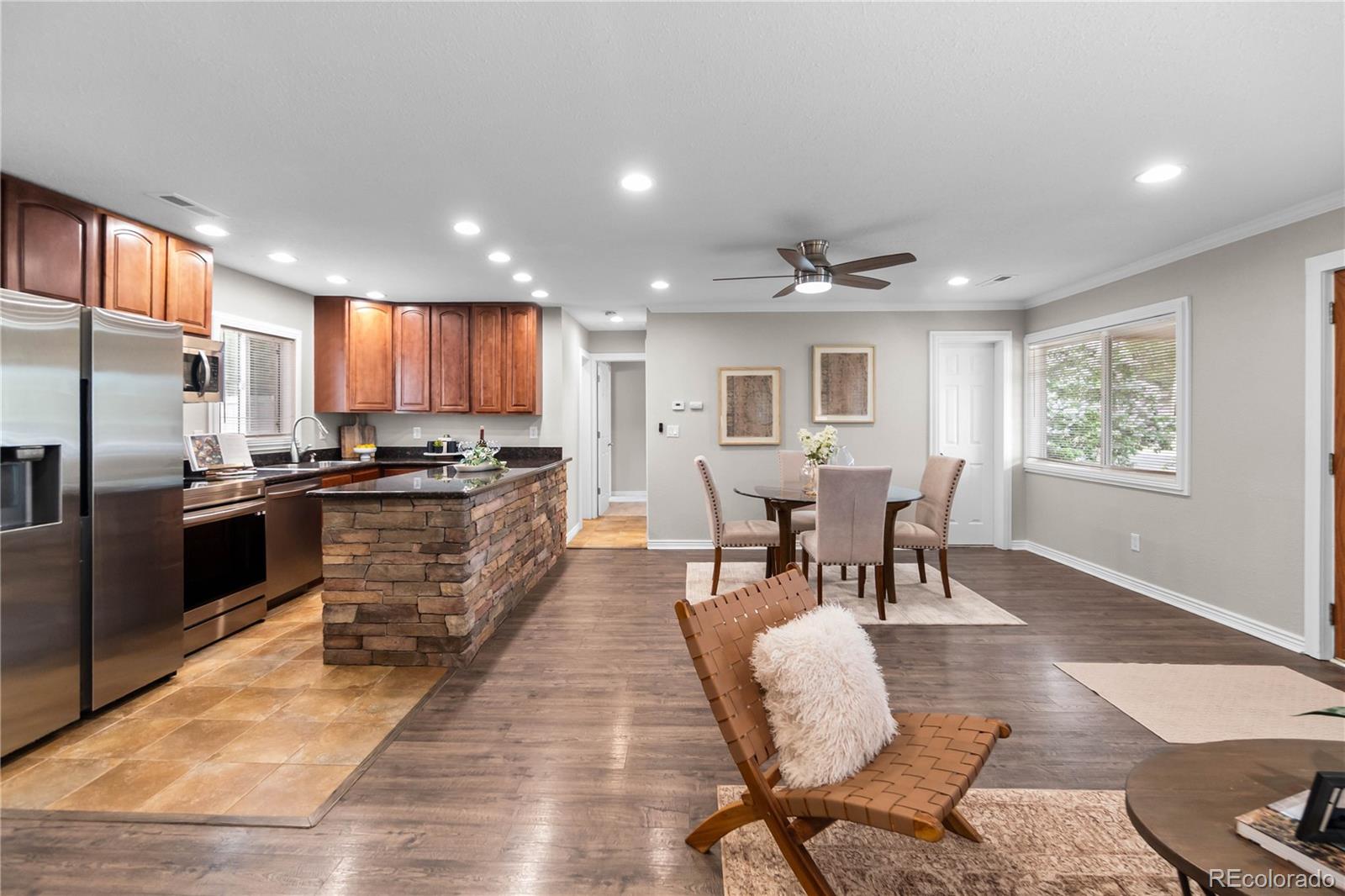 Real Estate Photo