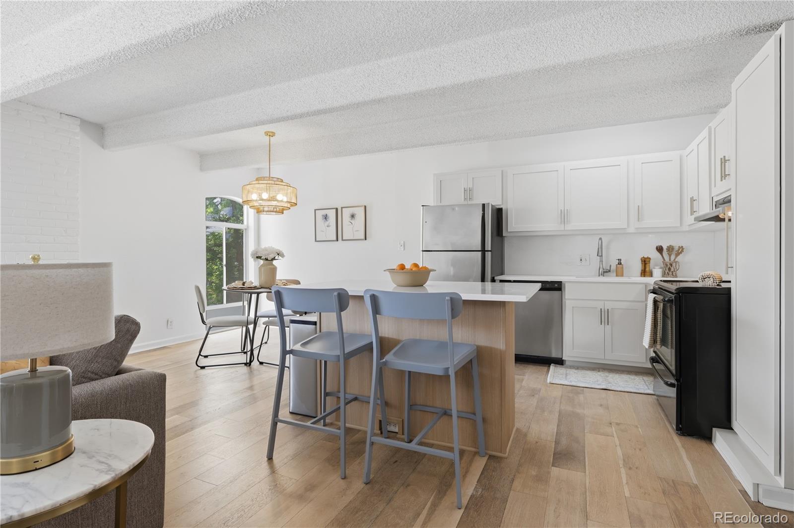 Real Estate Photo