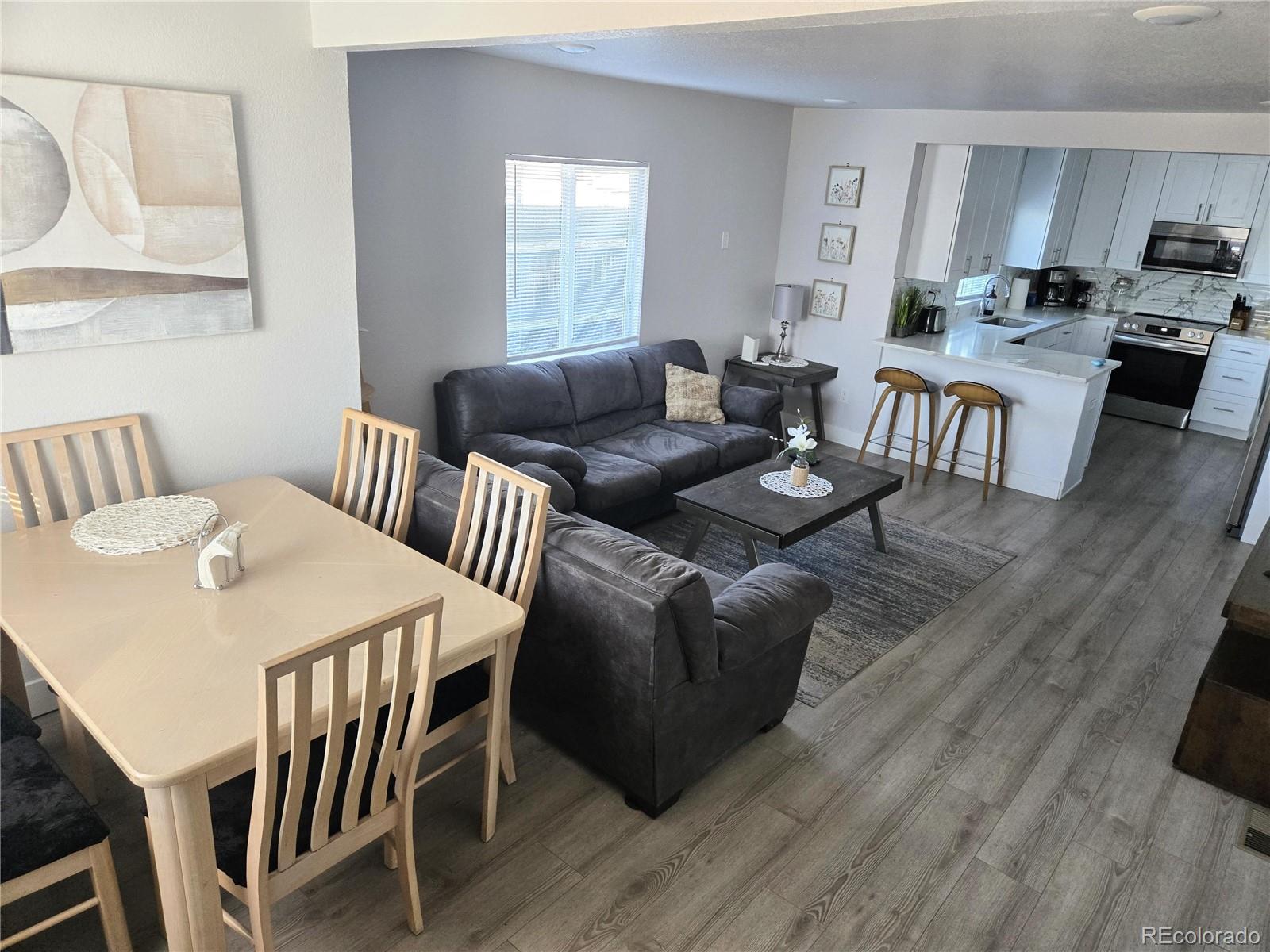 Real Estate Photo