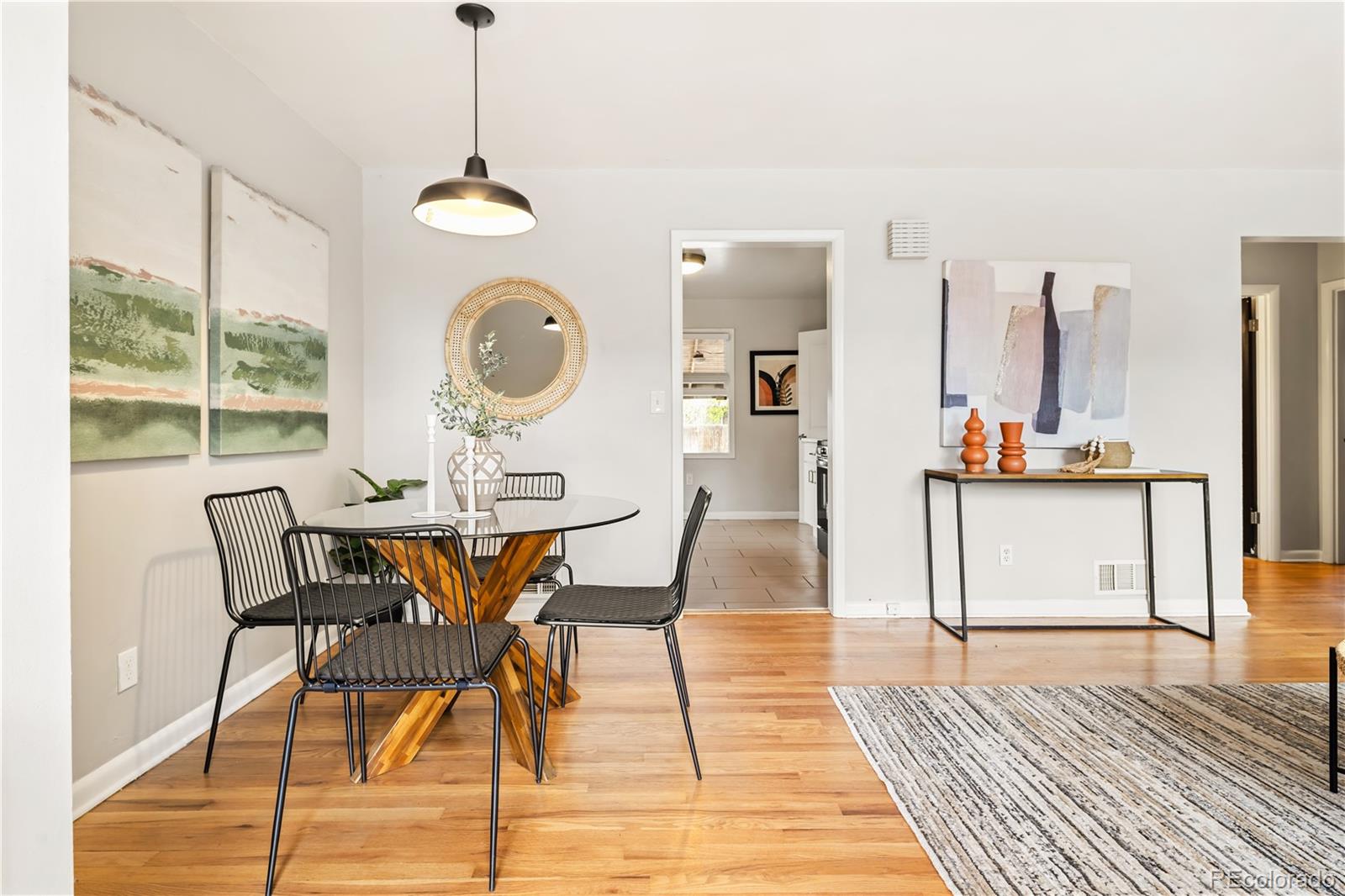 Real Estate Photo