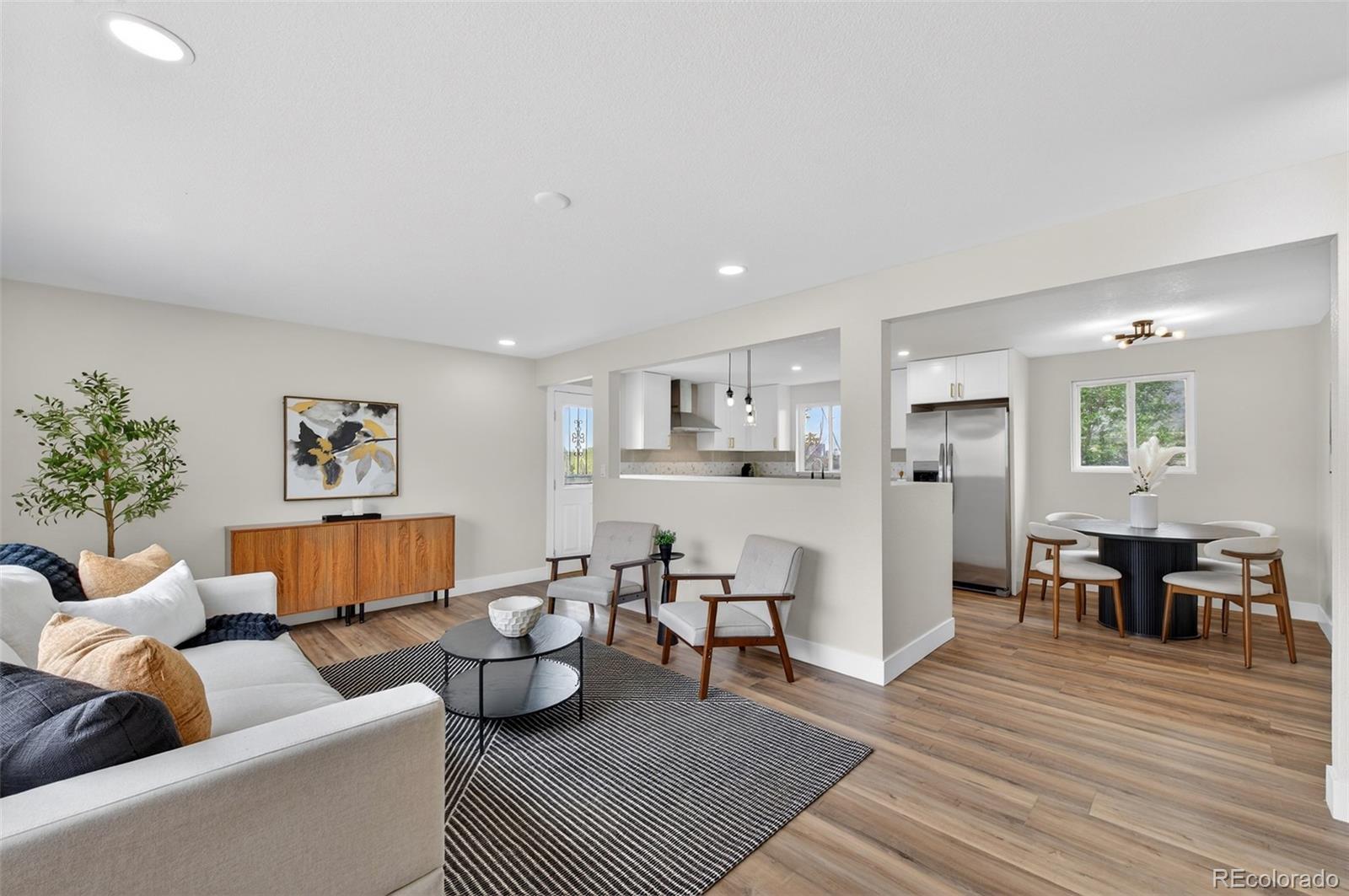 Real Estate Photo